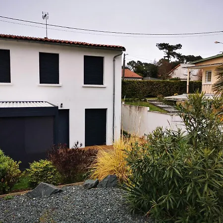 Apartment Les Acacias 300 M De La Saint-Georges-de-Didonne